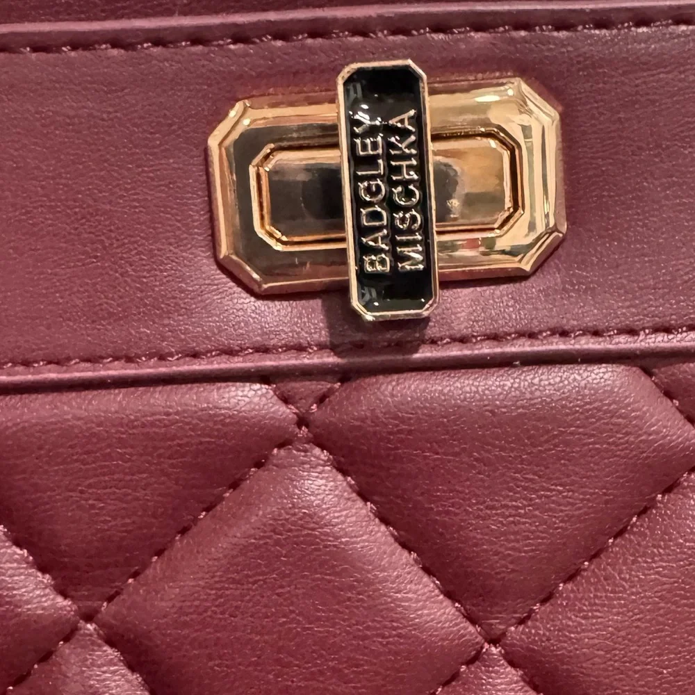 🆕Badgley Mischka Quilted Maroon Satchel w/ long strap